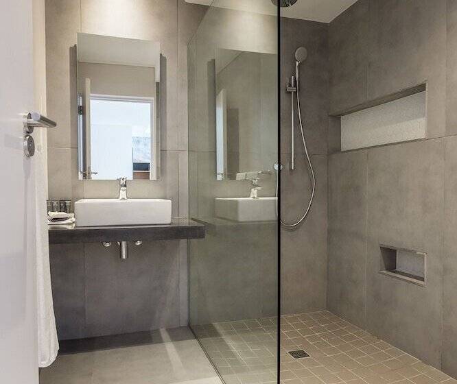 هتل The Junction Boutique