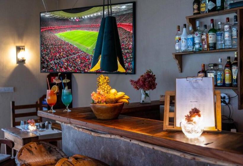 リゾートホテル Clove Island Villas & Spa