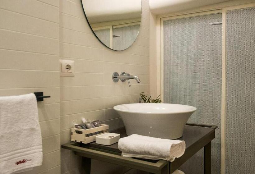 تختخواب و صبحانه Amatè Suite