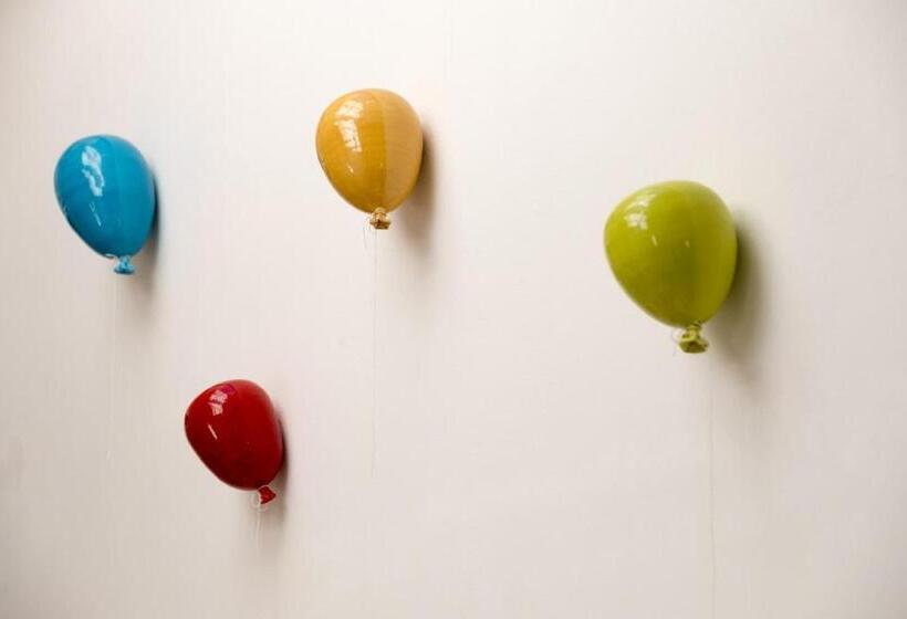 تختخواب و صبحانه Amatè Suite