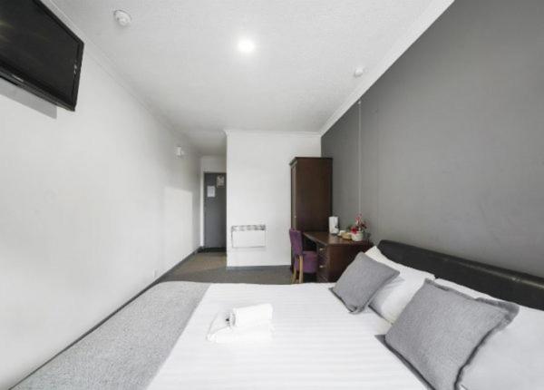 בית מלון כפרי Iway Inn
