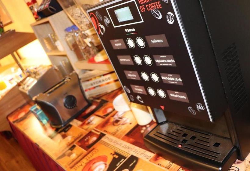 ベッドアンドブレックファースト Saar