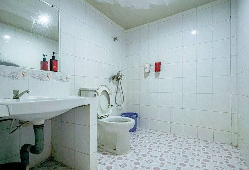 هتل Reddoorz Plus Near Jambi Prima Mall