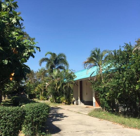 هاستل First Garden Home Resort