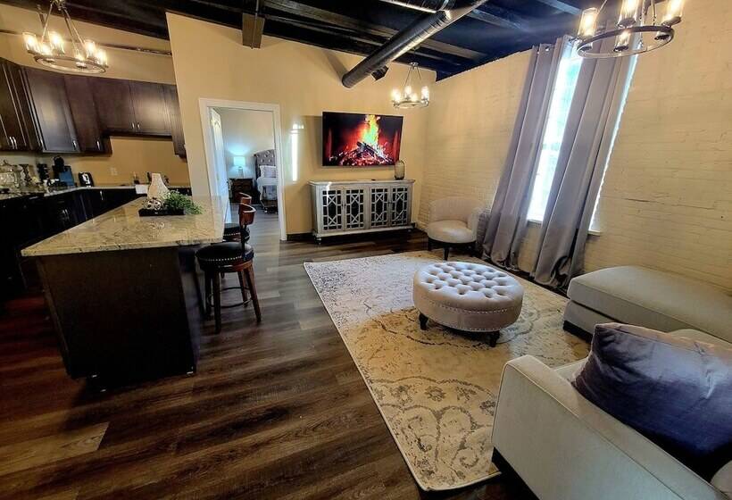 مبيت وإفطار The Inn At Stone Mill