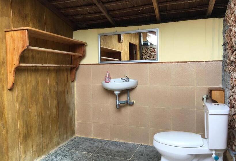 هتل Scuba Republic Beach Bungalows