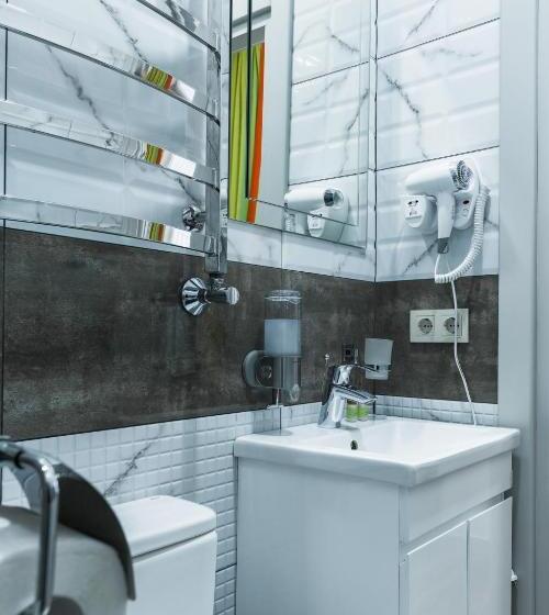 فندق صغير Mini Hotel Barvy Lvova On Horodotska St