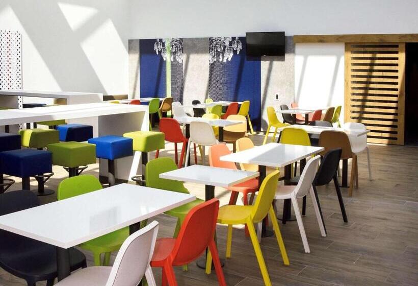 هتل Ibis Budget Langres