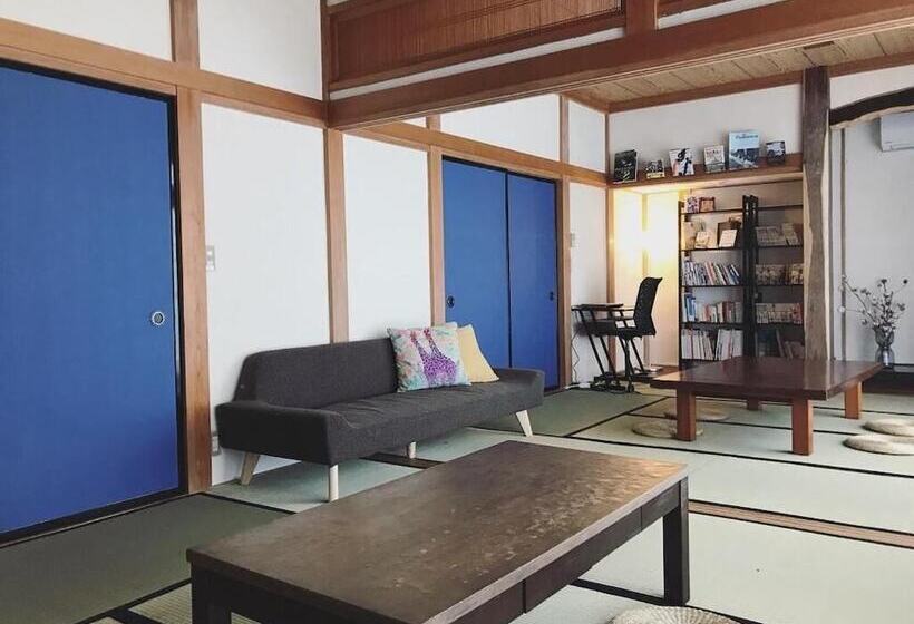 بنسيون Guesthouse Lahar  Hostel