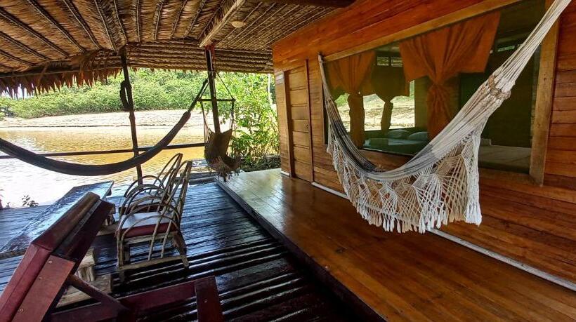 Hotel Amazon Oasis Floating Lodge