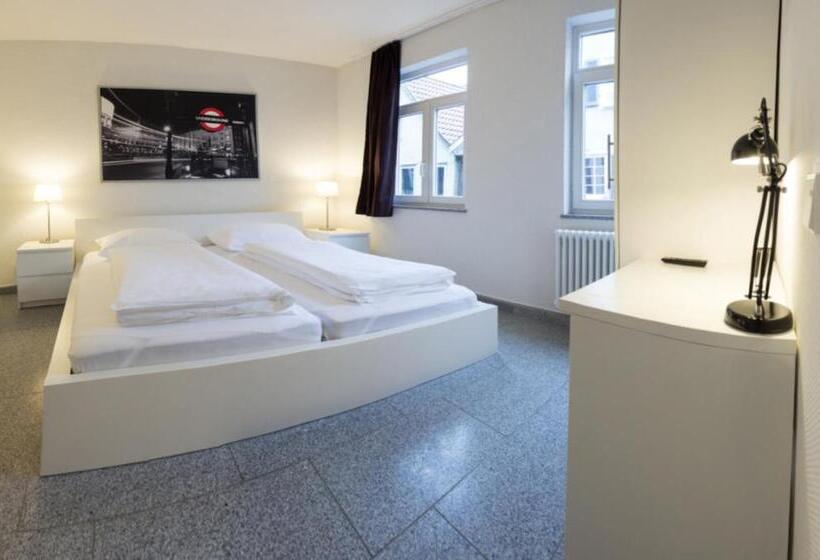 Отель Krone Zentrum