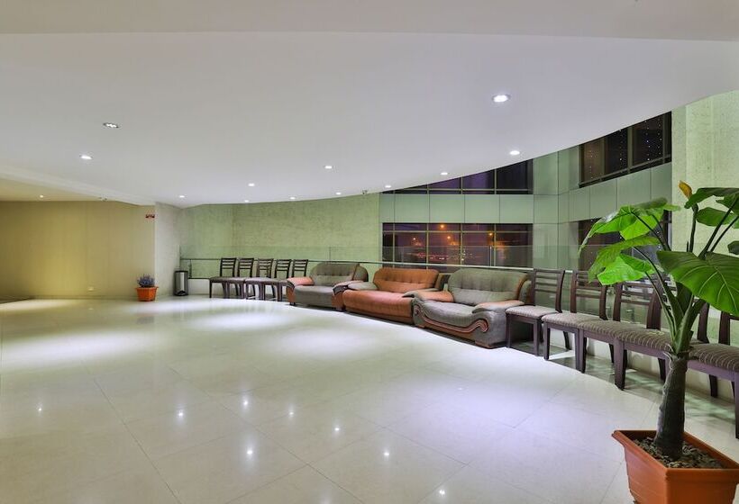 Oyo 23180 Patel Ni Motel