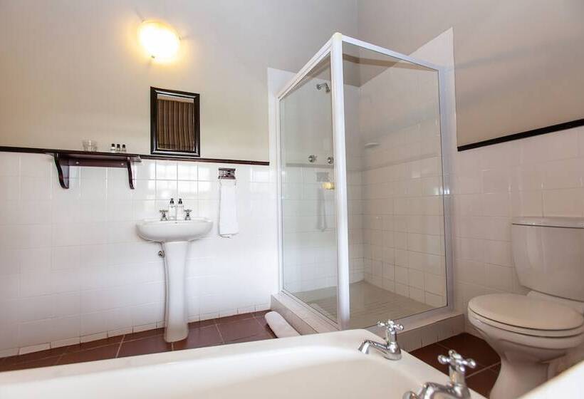 بنسيون The Habit Guesthouse