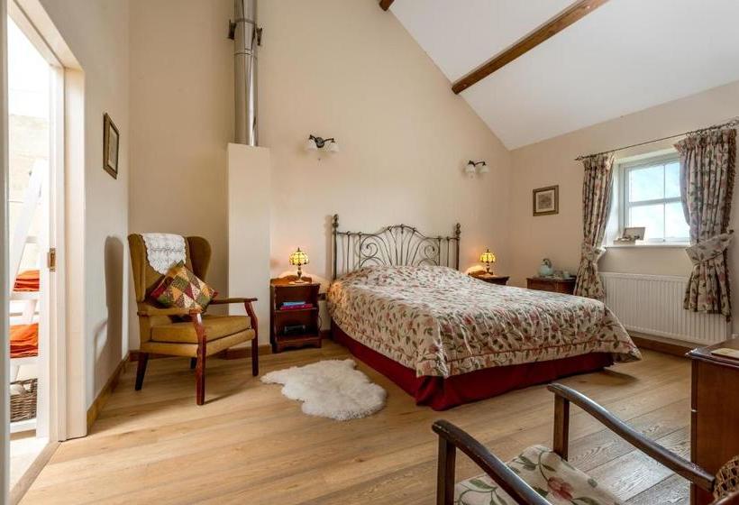 Kidwelly Farmhouse B&b
