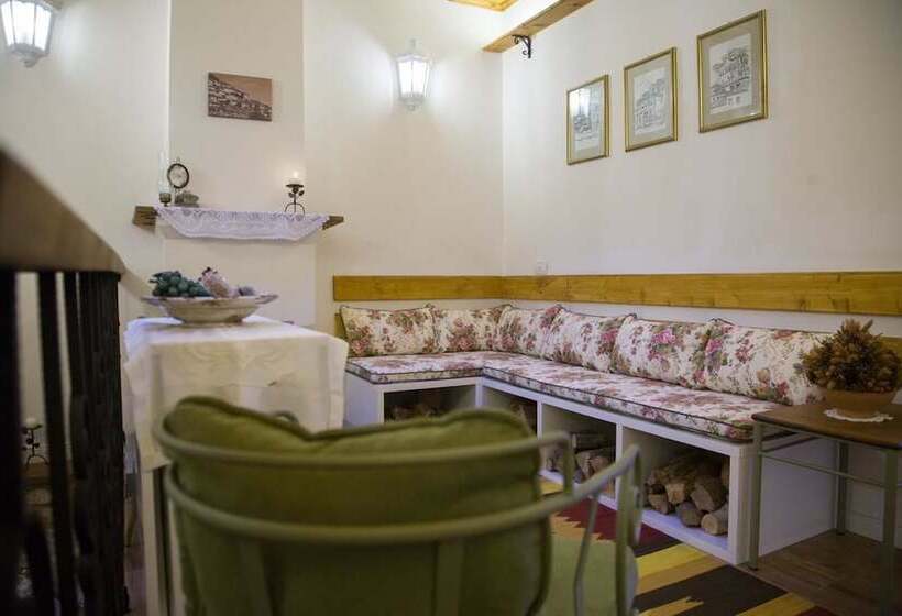 مبيت وإفطار The Well House   Unesco