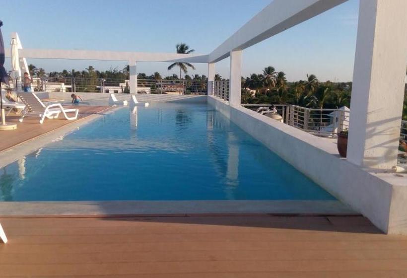 Grand Caribe Beach Club And Spa