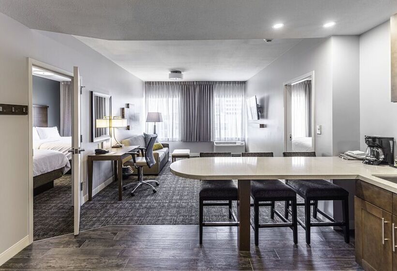 هتل Staybridge Suites Montgomery   Downtown, An Ihg