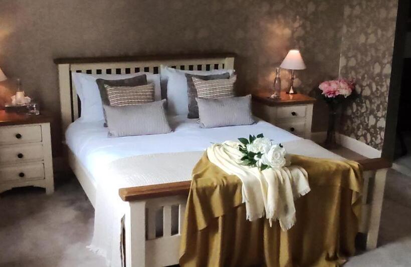 بنسيون Lochwood Guest House