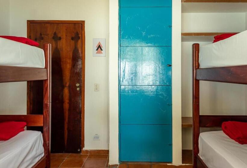Flow Hostel Juquehy