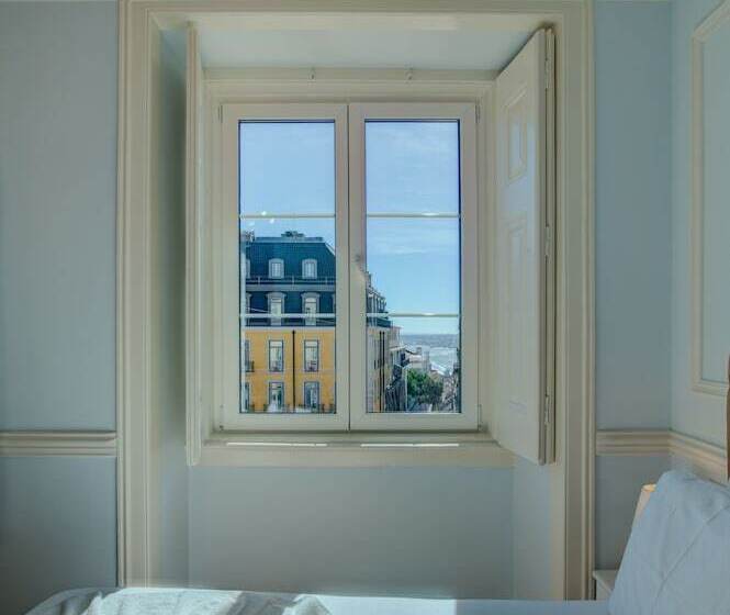 تختخواب و صبحانه Solar Dos Poetas