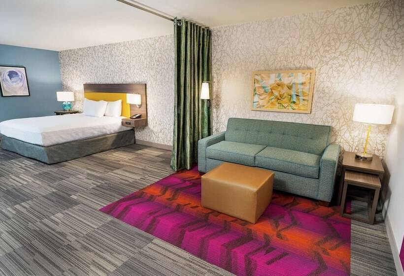 هتل Home2 Suites By Hilton San Antonio At The Rim