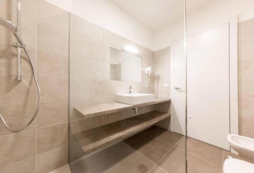 پانسیون Stay Cooper L Guesthouse Zum Löwen