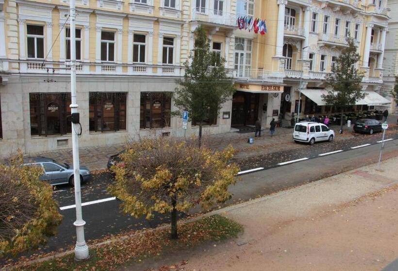 هاستل Penzion U Pidly