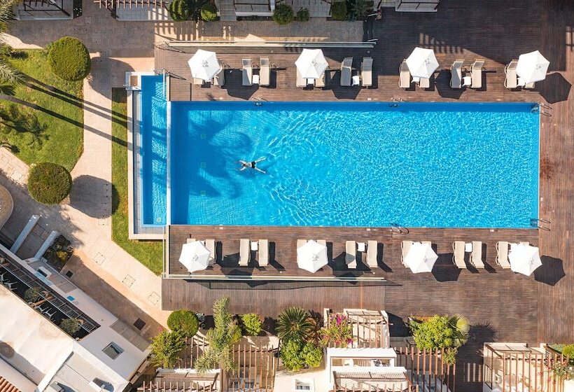 هتل Louis Althea Beach