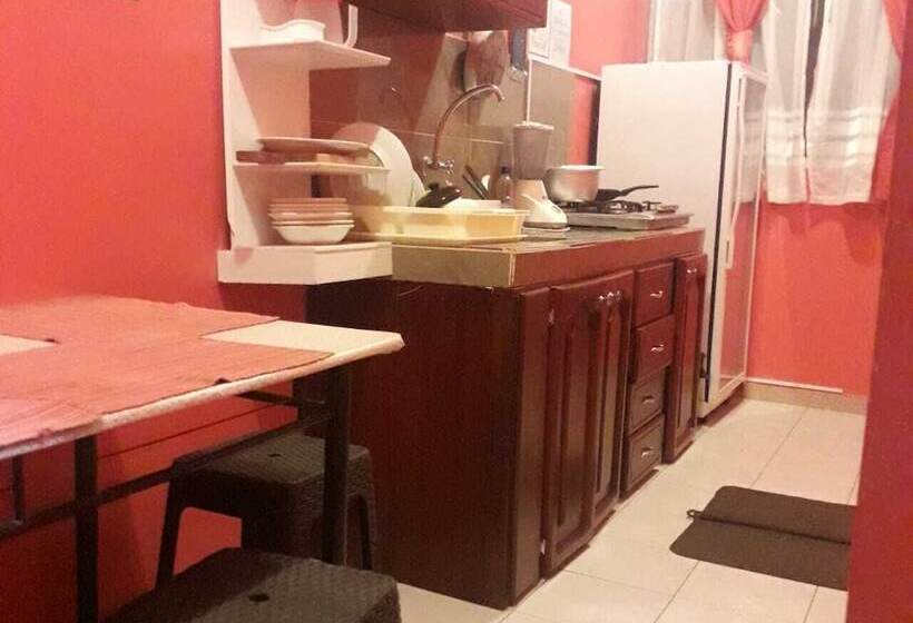 پانسیون Hostal Aly 2