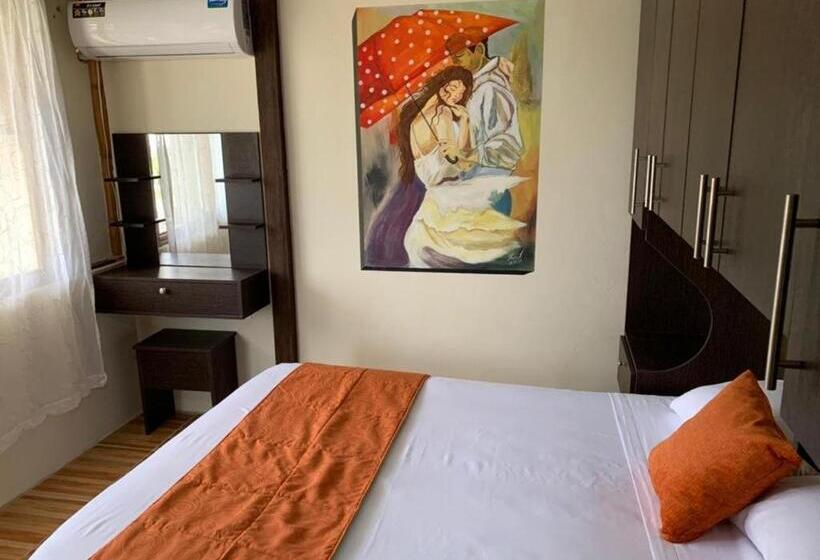 هتل Hosteria B Y B