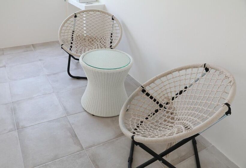 בית מלון כפרי Mykonos Resort Miura