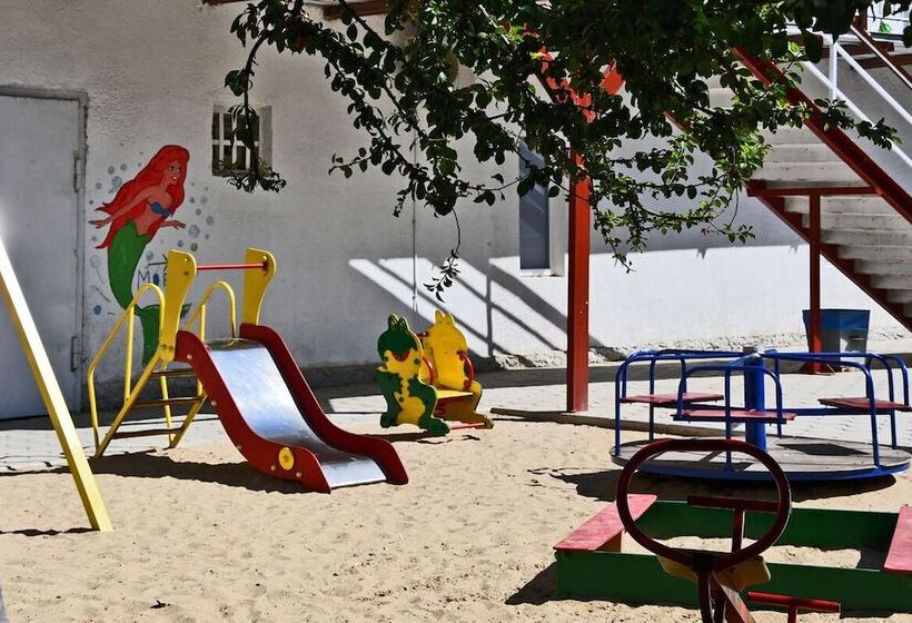 אתר נופש Pivdenna Sofia