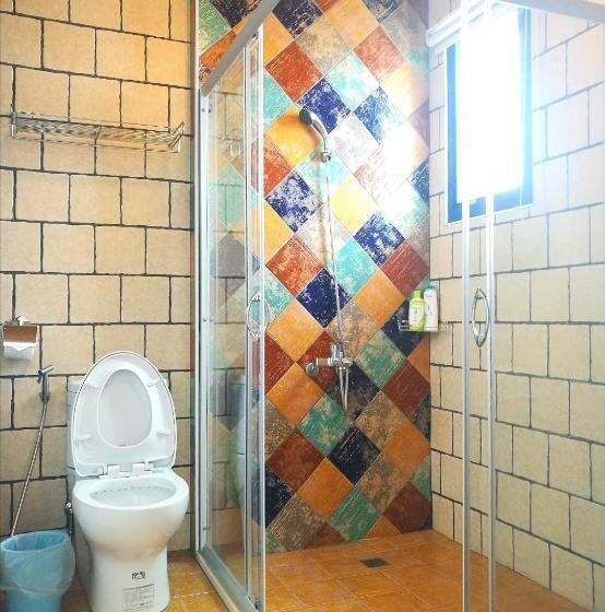 تختخواب و صبحانه Love Ocean & Happy Bay Homestay