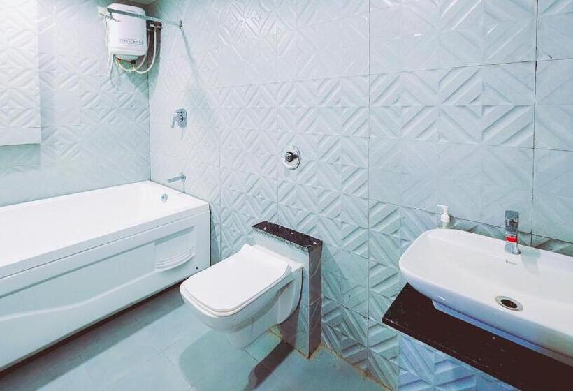 Nova Hotel New Crossroad