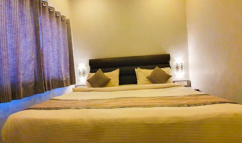 Nova Hotel New Crossroad