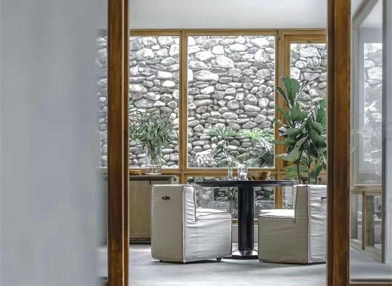 هتل Dali Shishanfang Golf