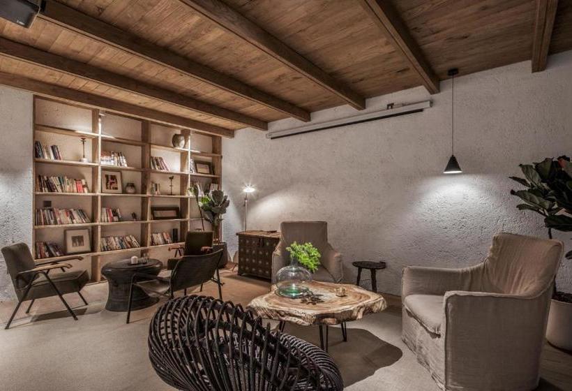 هتل Dali Shishanfang Golf