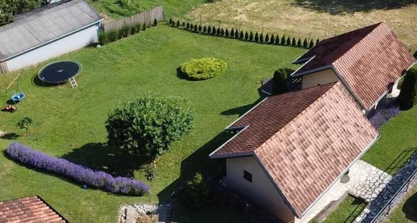 پانسیون Garden 022