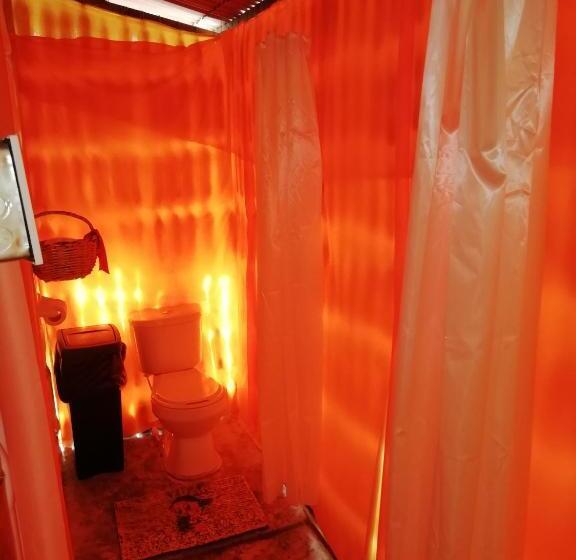 هتل Alojamiento Casa De Campo Los Cactus