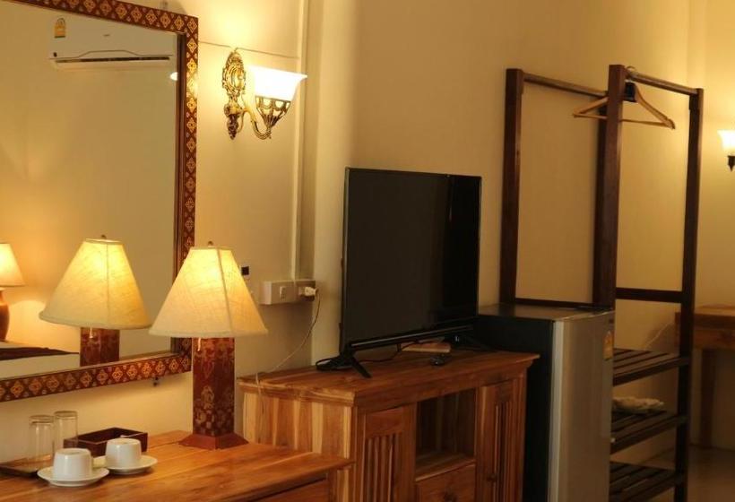 هتل Shankale Lodge Pai