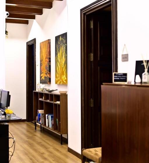 پانسیون Tetide Home