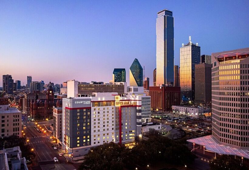 בית מלון כפרי Courtyard By Marriott Dallas Downtown/reunion District