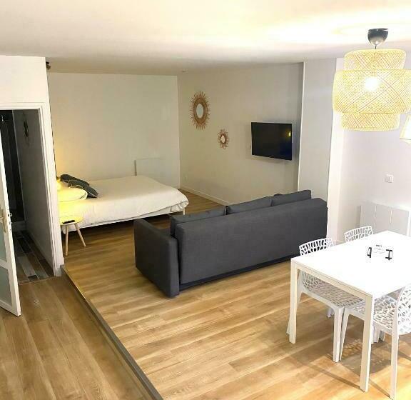 Suite 24
