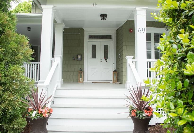 مبيت وإفطار The Ocean Bay House