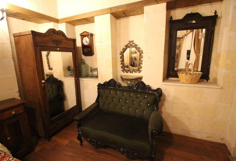 Aynur Hanım Konağı Butik Otel
