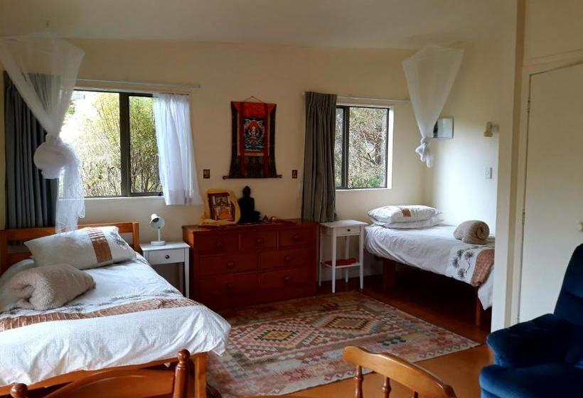 פנסיון Mahamudra Buddhist Centre