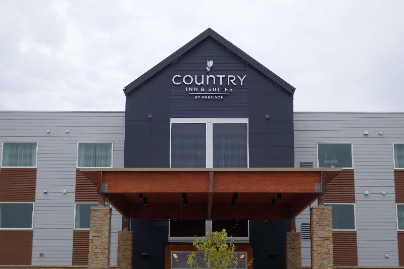 هتل Country Inn & Suites By Radisson, Ft. Atkinson, Wi