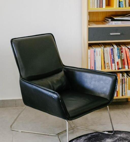 پانسیون Dali Lila's House Seaview Guesthouse