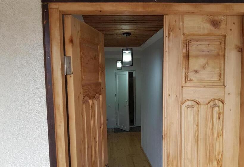 پانسیون Guesthouse Robi