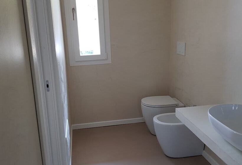 هتل Venus Suites